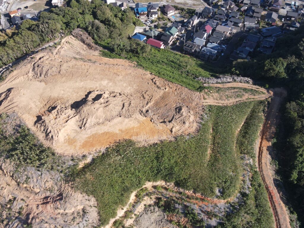 山口県太陽光発電所　完成※難易度No１